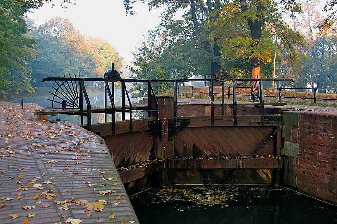 V śluza na Kanale Bydgoskim Kanał Bydgoski - V śluza - Bydgoszcz