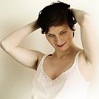 Anna  w białej koszulce... : fotografia portretowa, portret, kobieta, koszulka