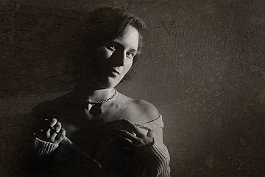 Anna  zmysłowa : fotografia portretowa, portret, kobieta, gołe ramiona