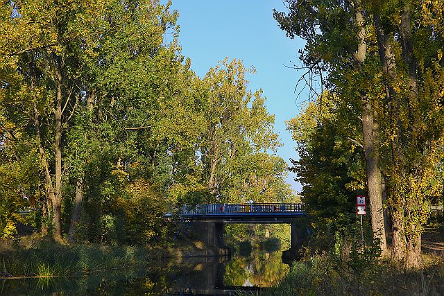 Kanał Notecki most na granicy Łochowa i Lisiego Ogona