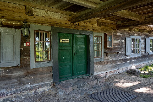 Chata mennonicka zamknięte na cztery spusty